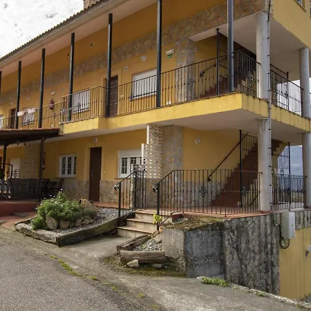 Dom wakacyjny Hill-view Holiday In Cutiellos With Swimming Pool *